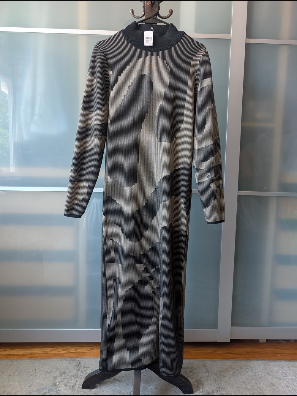 🔖NWT Only Maxi Dress With Open Back - Soft Gold & Black Abstract Knit - Large